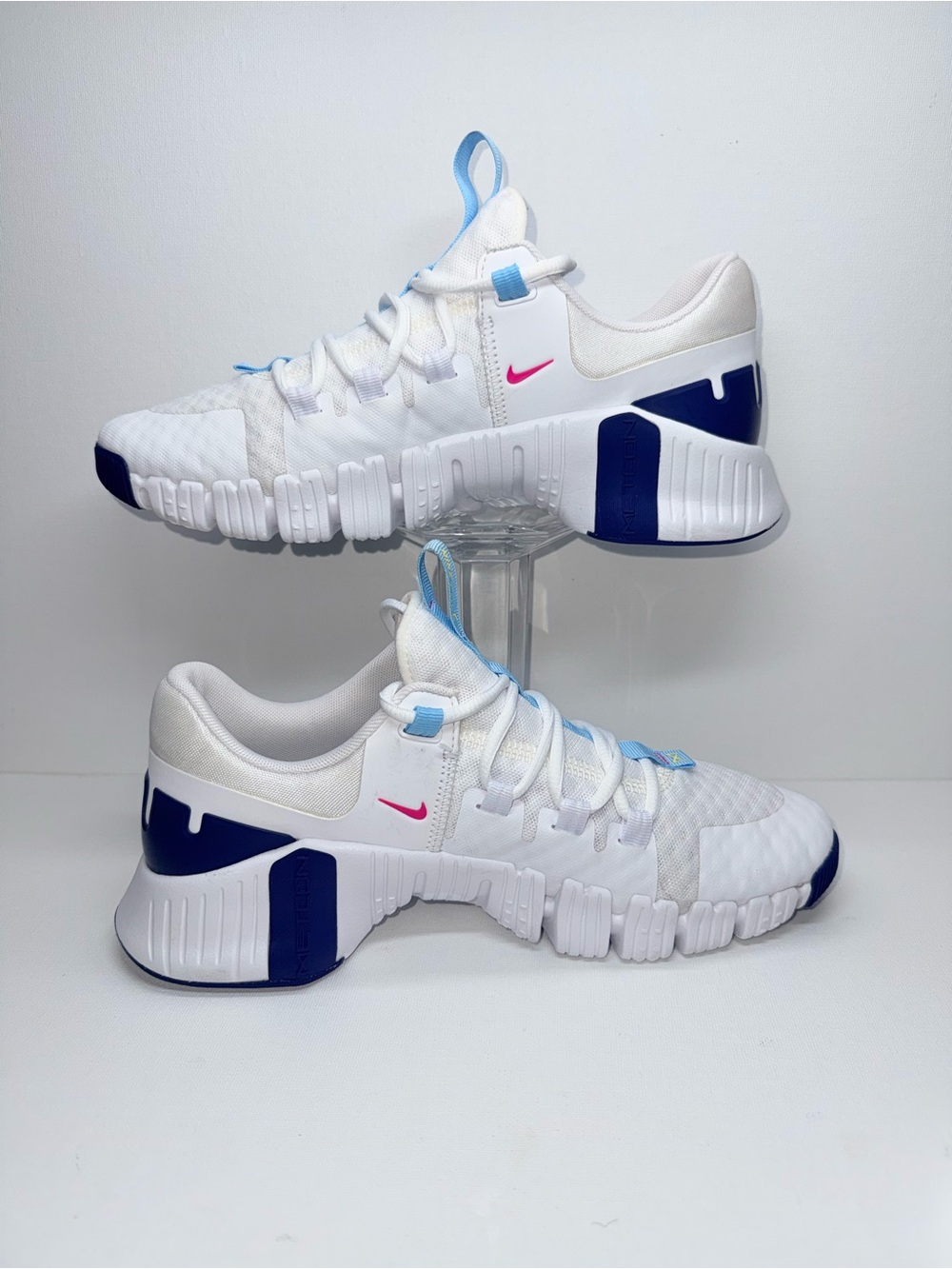 Nike METCON White Sneakers with Blue Accents and Pink Detail - Picture 2 of 7